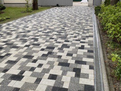 Завод «Гудрок», форма Новый город, коллекция STONE Line, цвет Агат, Графит, Опал