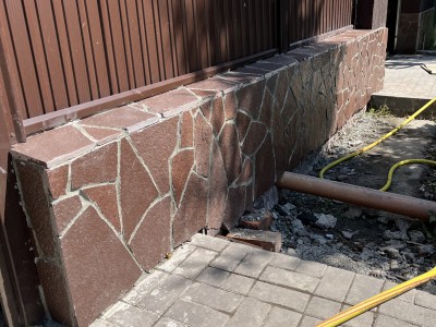 Облицовка натуральным камнем лемезит рванный